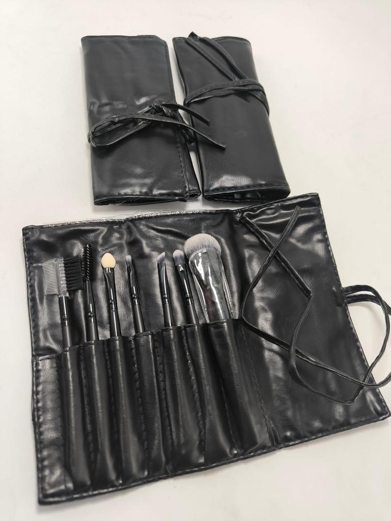 Miniatura BROCHAS CON ESTUCHE -