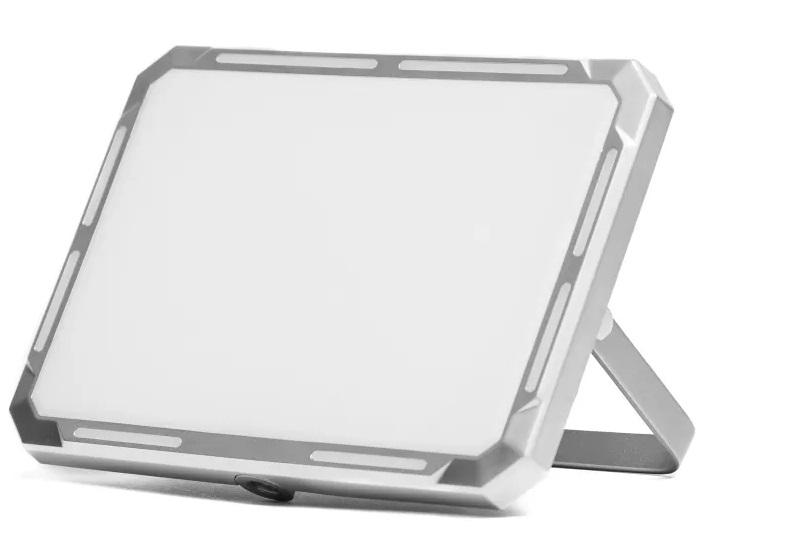 Lampara De Camping X-Lux 1000 Lúmenes - Color: Plateado