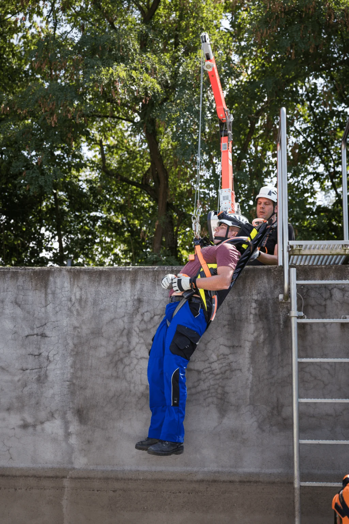 Camilla de Rescate Plegable Conret Kit con Posa Pies  -