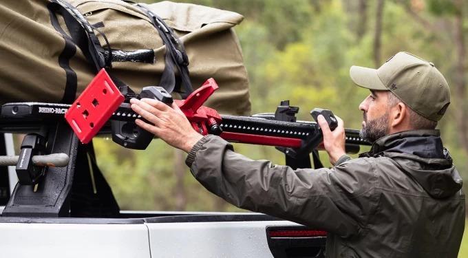 Soporte Universal Con Llave Grande Para Sistema Portaequipaje De Montaje Stow It -