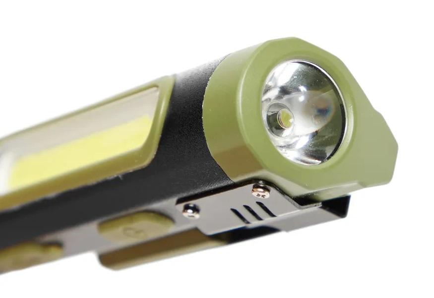 Linterna De Mano Grande Luster - Color: Verde Oliva